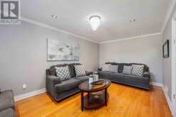 11 CARISBROOKE SQUARE Toronto