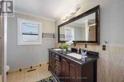 11 CARISBROOKE SQUARE Toronto