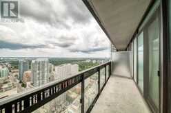 3810 - 8 EGLINTON AVENUE E Toronto