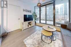 612 - 11 WELLESLEY STREET W Toronto