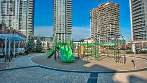 718 - 275 VILLAGE GREEN SQUARE Toronto