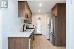 4 - 127 VICTORIA AVENUE S Hamilton