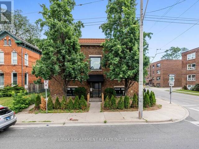 4 - 127 VICTORIA AVENUE S Hamilton Ontario