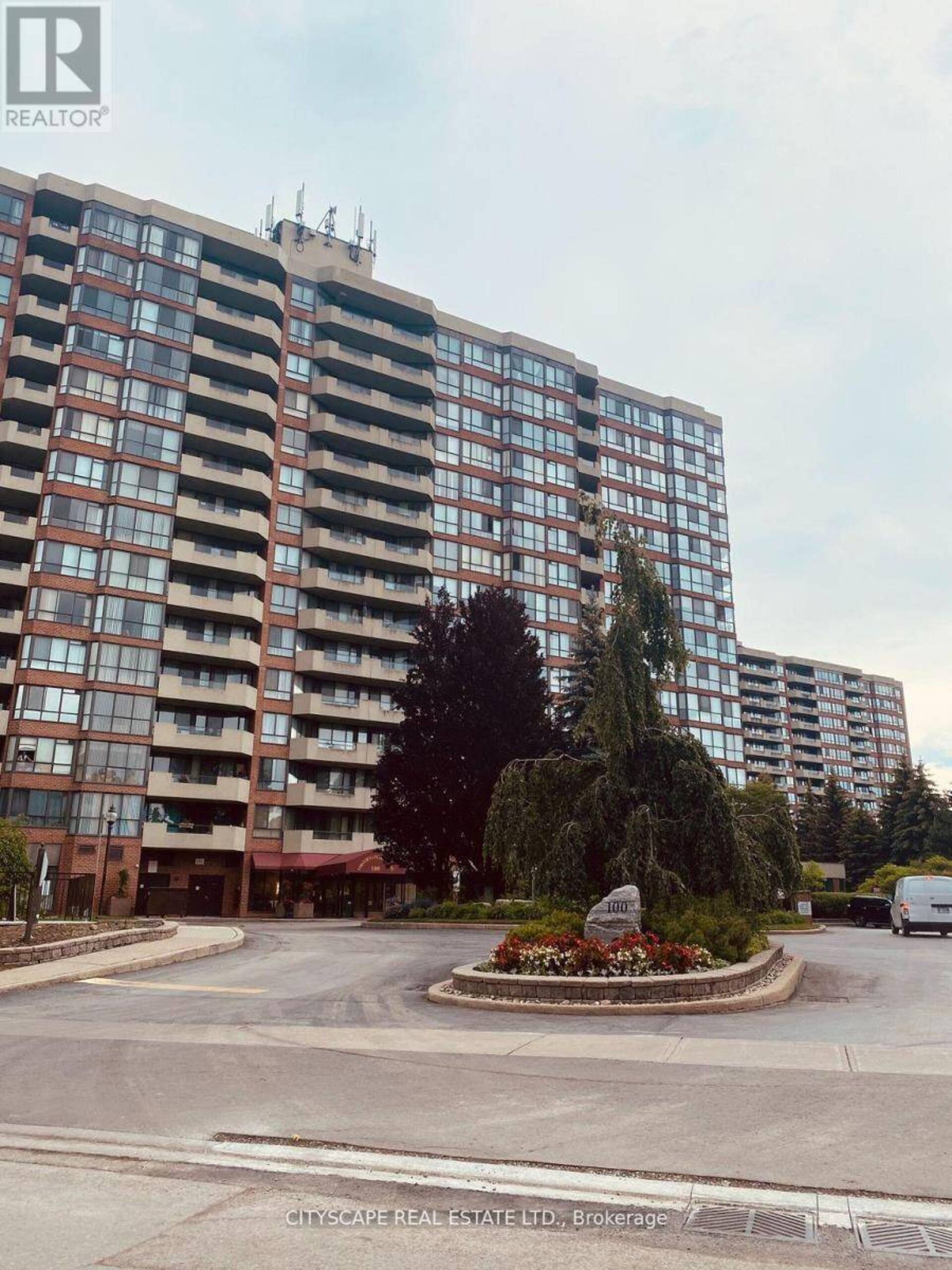 212 - 100 OBSERVATORY LANE Richmond Hill