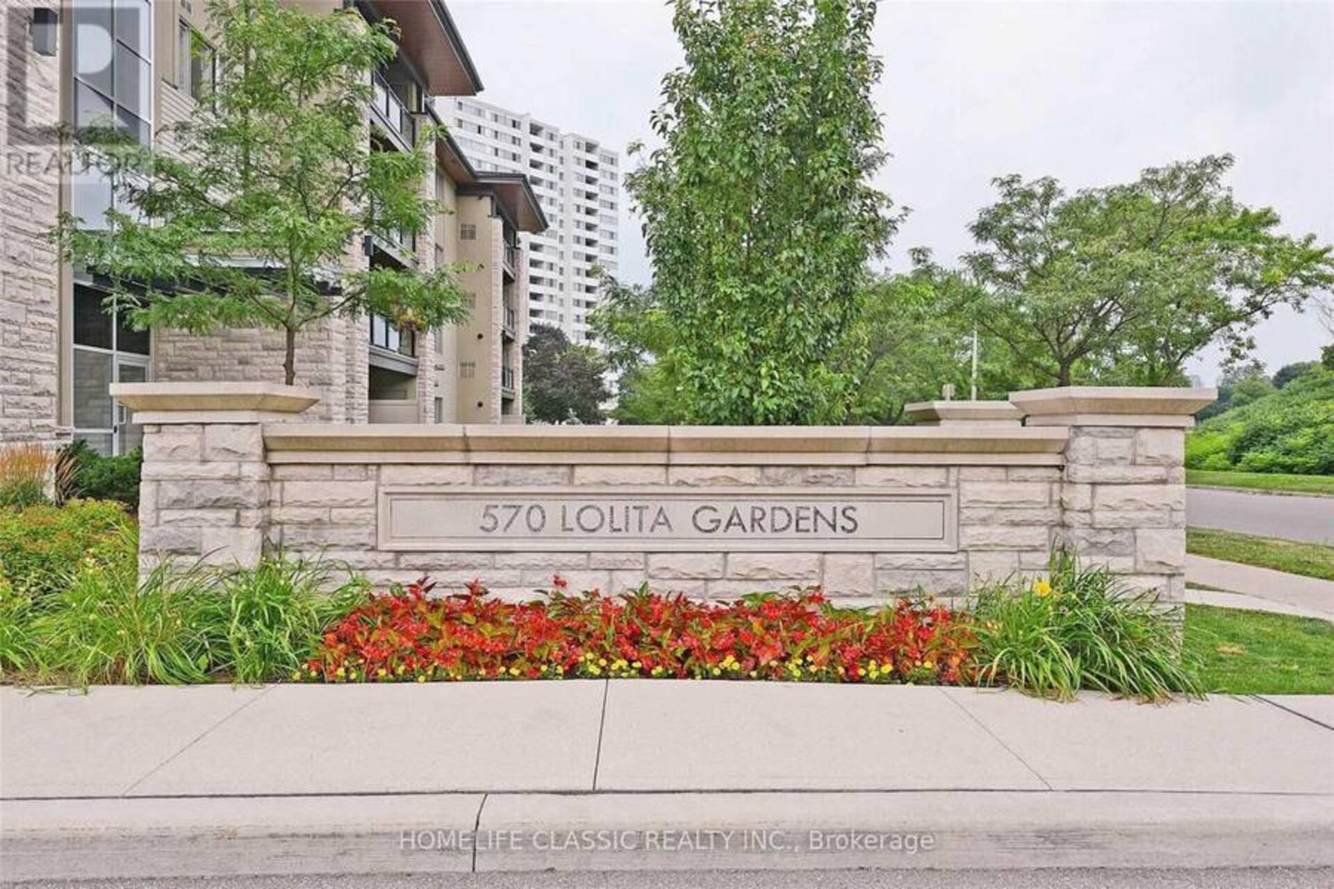 203 - 570 LOLITA GARDENS Mississauga