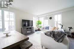 502 - 657 CRICKLEWOOD DRIVE Mississauga