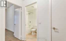 450 - 20 SHORE BREEZE DRIVE Toronto