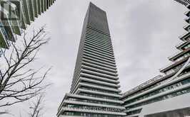 450 - 20 SHORE BREEZE DRIVE Toronto