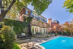 82 CHESTNUT PARK ROAD Toronto