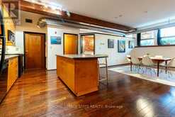 13 - 357 HUNTER STREET W Hamilton