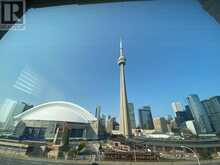 805 - 270 QUEENS QUAY W Toronto