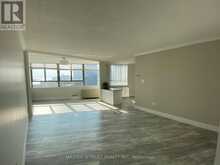 805 - 270 QUEENS QUAY W Toronto