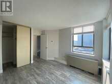 805 - 270 QUEENS QUAY W Toronto