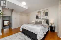 11B - 11B CRAWFORD STREET Toronto