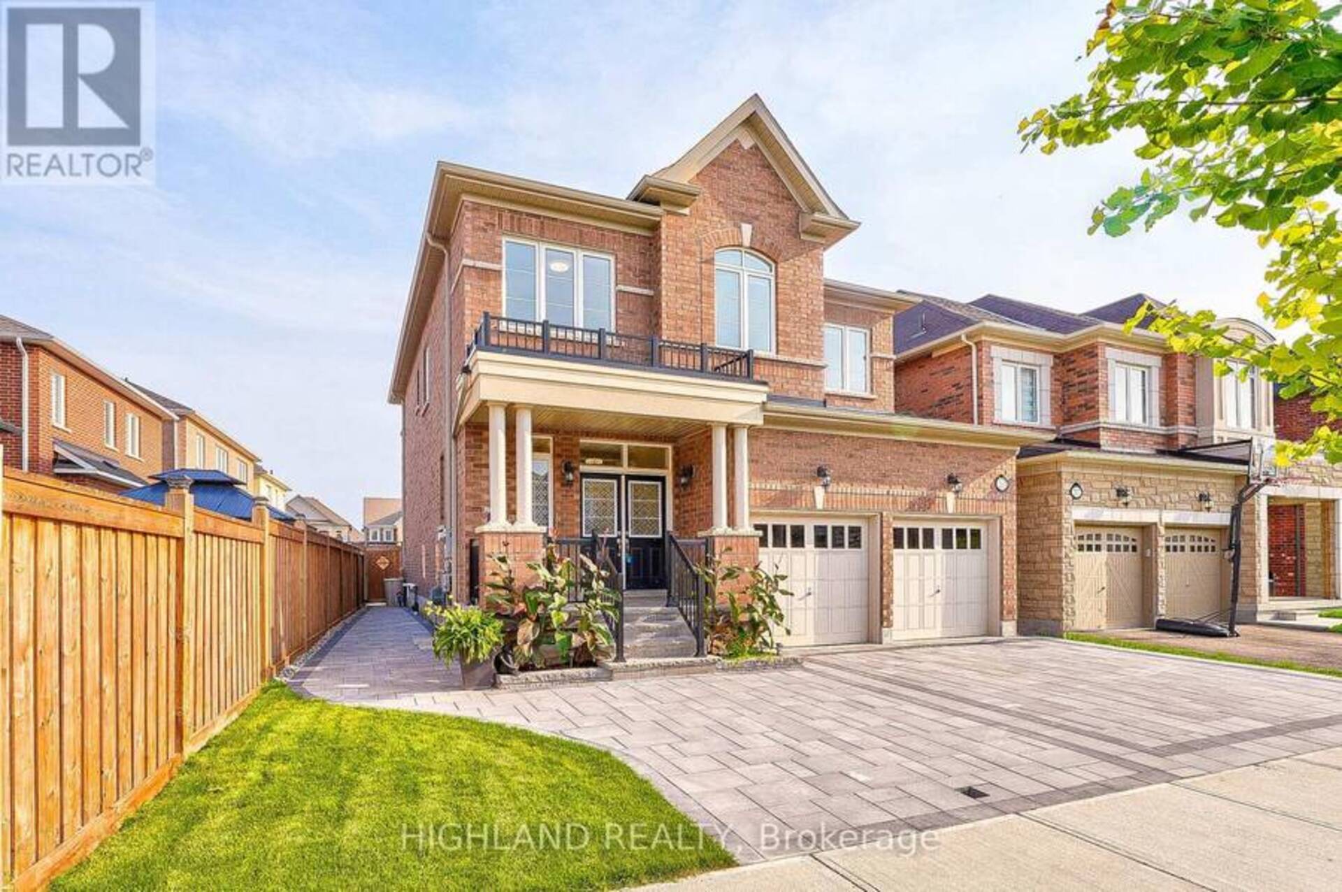 213 CAMELLIA CRESCENT Oakville