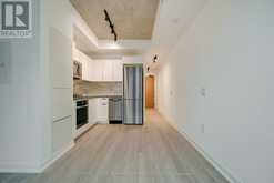 806 - 195 MCCAUL STREET Toronto