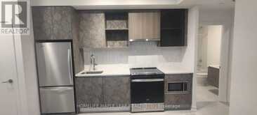 407 - 395 DUNDAS STREET W Oakville