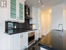 212 - 9 STOLLERY POND CRESCENT N Markham