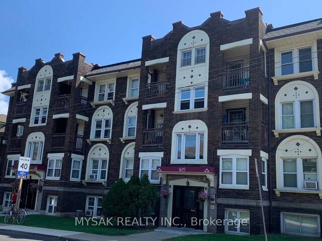 107-109 BALSAM AVENUE S Hamilton Ontario