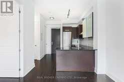 905 - 21 BALMUTO STREET Toronto