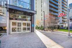 1208 - 17 DUNDONALD STREET Toronto