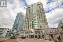 702 - 8 LEE CENTRE DRIVE Toronto