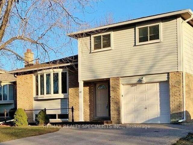 22 GENEVA COURT Brampton Ontario