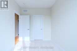 2092 FAIRMONT COMMON Burlington