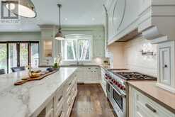 1052 MELVIN AVENUE Oakville