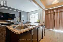 8 TALENCE DRIVE Hamilton