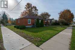 711 BOWAN STREET Strathroy-Caradoc