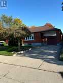 711 BOWAN STREET Strathroy-Caradoc