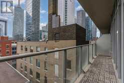 713 - 126 SIMCOE STREET Toronto