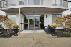 805 - 255 KEATS WAY S Waterloo