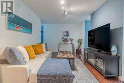 202 - 897 SHEPPARD AVENUE W Toronto