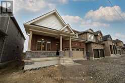 111 ROBIN TRAIL Scugog