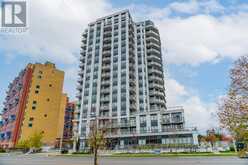 806 - 840 QUEENS PLATE DRIVE Toronto