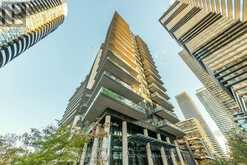 216 - 39 ANNIE CRAIG DRIVE Toronto