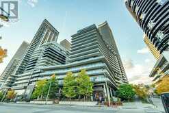 216 - 39 ANNIE CRAIG DRIVE Toronto