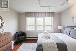 4 - 8 RIDGE HILL DRIVE Toronto