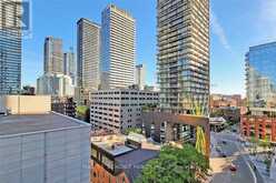 907 - 318 RICHMOND STREET W Toronto