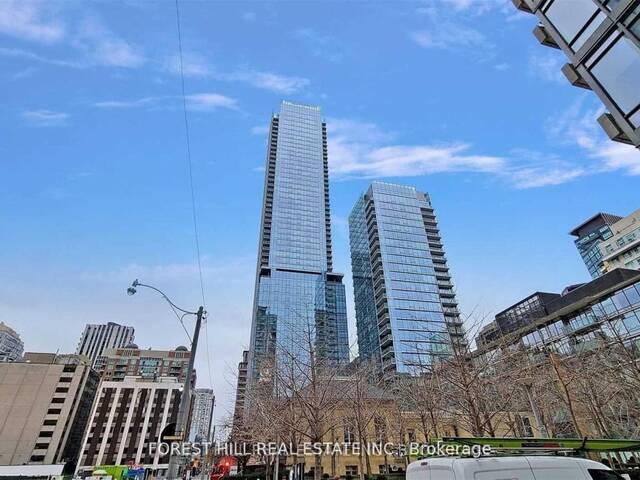 3202 - 1 YORKVILLE AVENUE Toronto Ontario