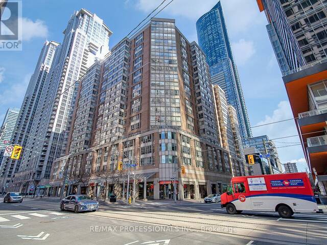 602 - 717 BAY STREET Toronto Ontario