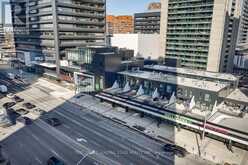 910 - 33 SHEPPARD AVENUE E Toronto