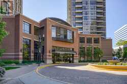 910 - 33 SHEPPARD AVENUE E Toronto