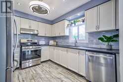 16 DAKIN DRIVE Ajax