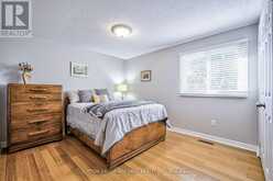 16 DAKIN DRIVE Ajax