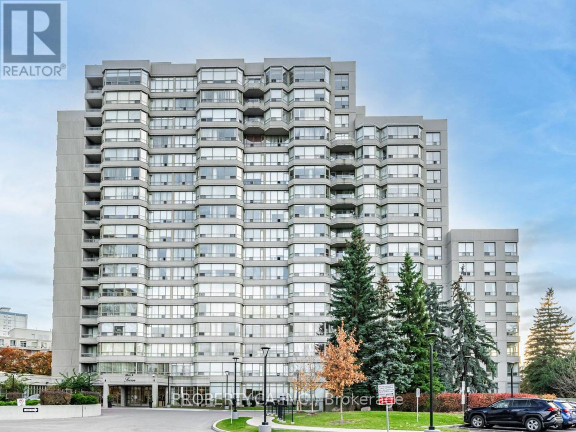 813 - 7 TOWNSGATE DRIVE Vaughan