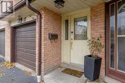 17 - 17 DAWSON CRESCENT Brampton