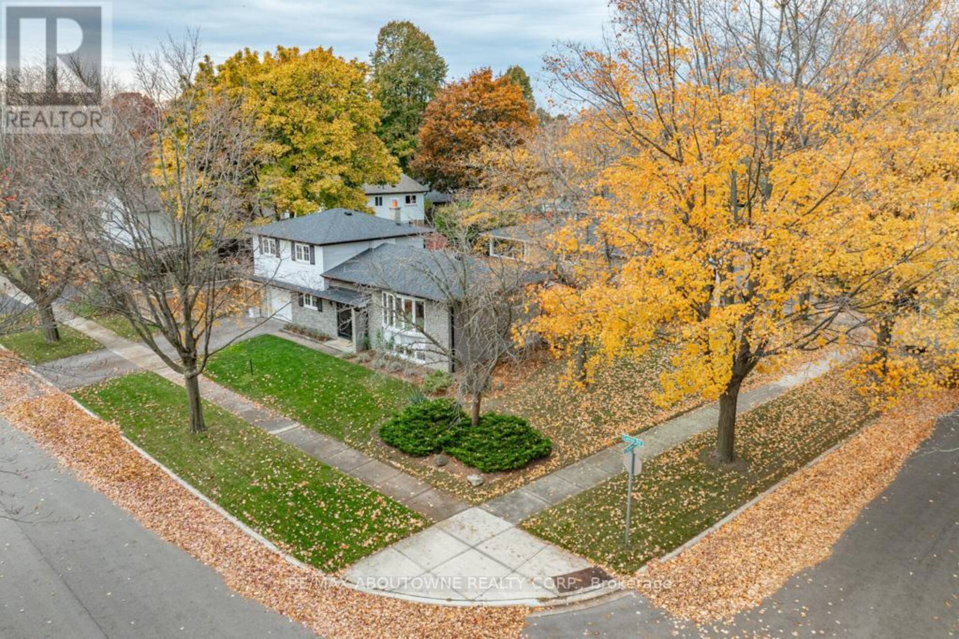 2359 CANSO ROAD Oakville